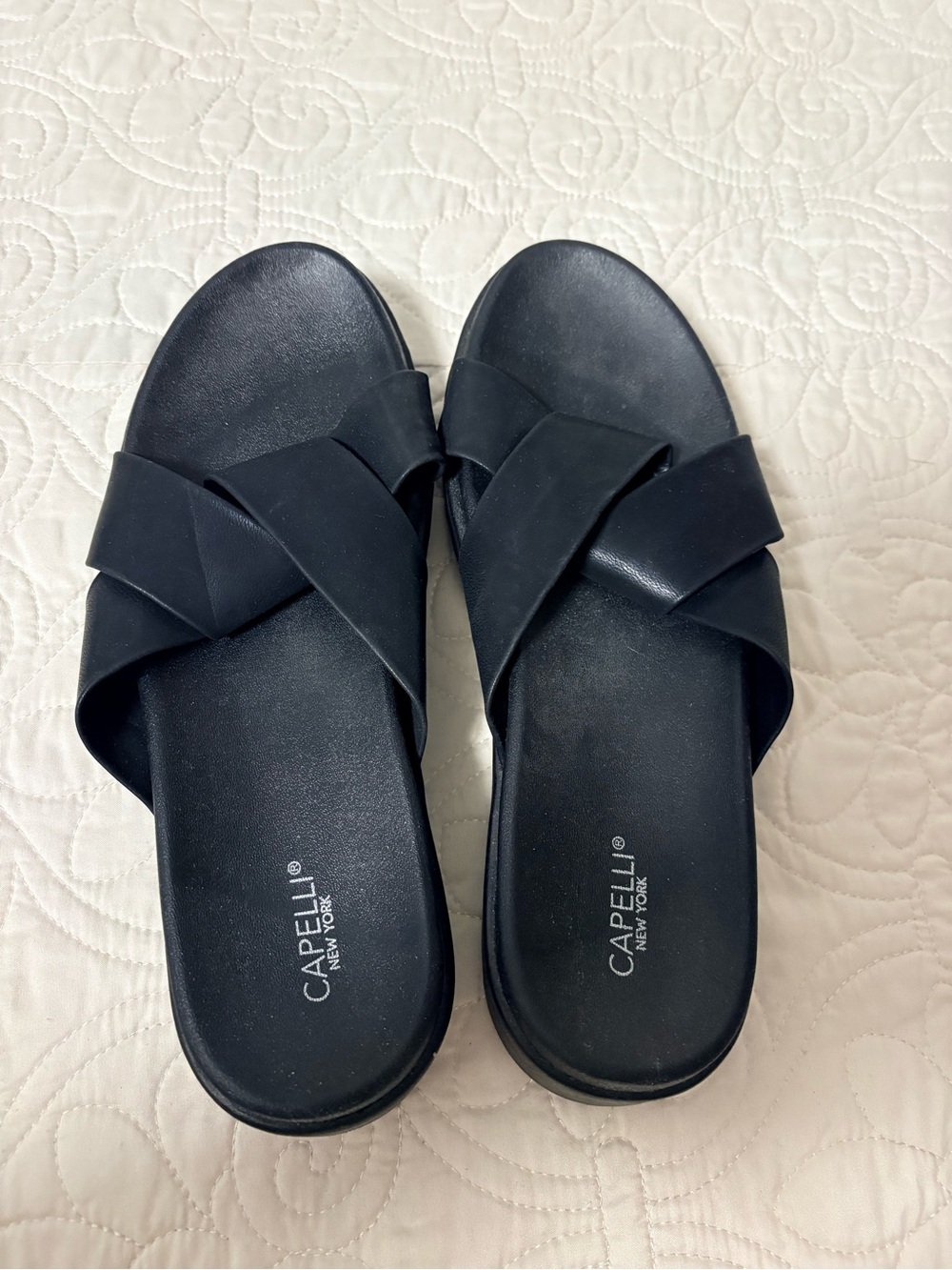 Capelli of New York Black Crisscross Slide Sandals